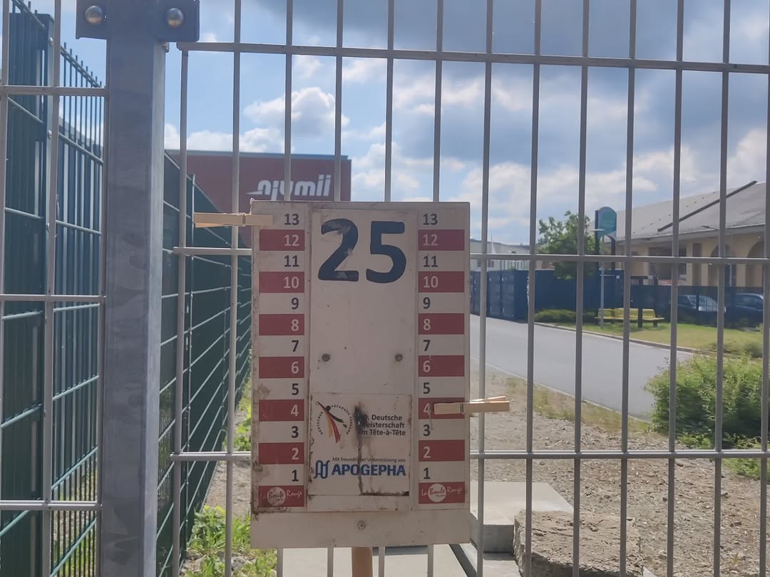 Zum 2. Spieltag in der 2. Liga des Pétanqueverband Ost reiste douzepartout Erfurt nach Elbflorenz. Bereits am Vorabend... – Bild 3